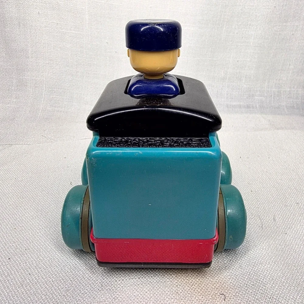 Thomas & Friends‎ Train Toy Vintage Blue Vintage Conductor Push Along Engine